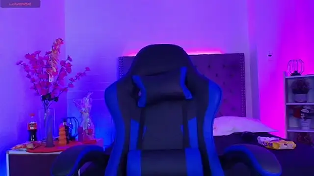 Nikkenyx online show from 03-13-26, 02:16