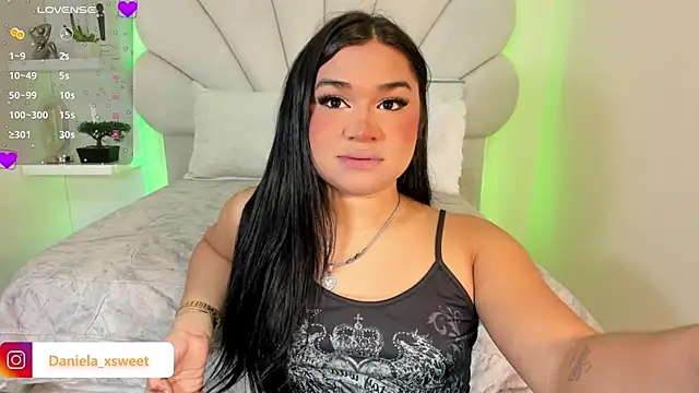 Snapshot of Danielaangelina chatting on 02-21-26, 05:53 Danielaangelina online show from 02-21-26, 05:53