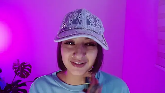 Snapshot of ggor4w33 chatting on 02-04-25, 04:05 ggor4w33 online show from 02-04-25, 04:05