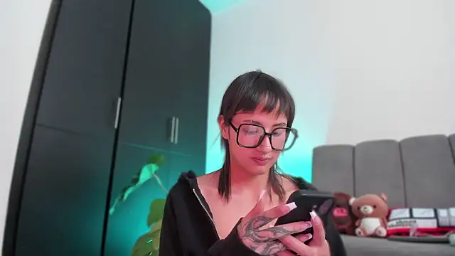 ggor4w33 online show from 03-08-26, 02:20