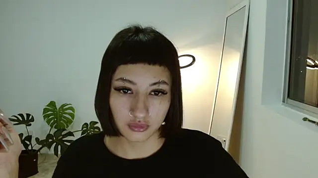 Snapshot of ggor4w33 chatting on 02-02-25, 10:35 ggor4w33 online show from 02-02-25, 10:35