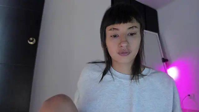 Snapshot of ggor4w33 chatting on 02-19-26, 12:35 ggor4w33 online show from 02-19-26, 12:35