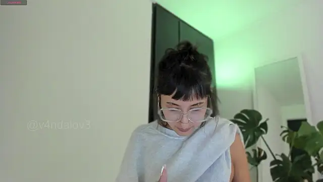 Snapshot of ggor4w33 chatting on 02-25-26, 05:24 ggor4w33 online show from 02-25-26, 05:24