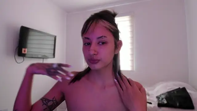 ggor4w33 online show from 03-24-26, 02:28