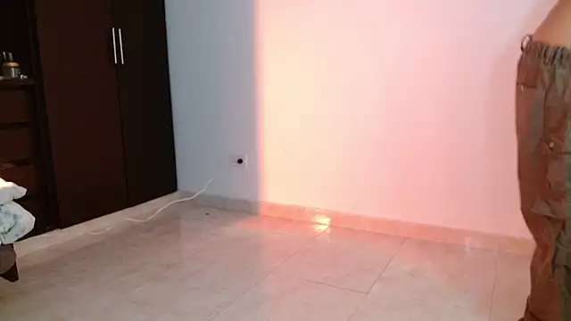 Snapshot of ggor4w33 chatting on 02-05-25, 06:24 ggor4w33 online show from 02-05-25, 06:24