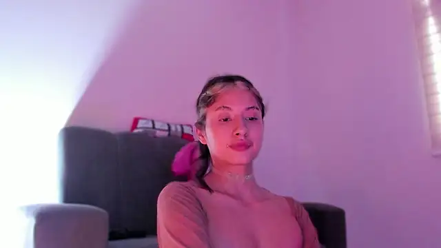 ggor4w33 online show from 03-17-26, 08:45