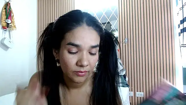 tezza smith online show from 02-12-25, 06:51