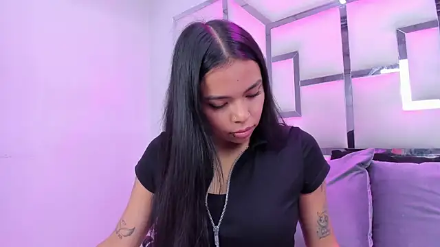 ZoeWan69 online show from 02-05-26, 02:35