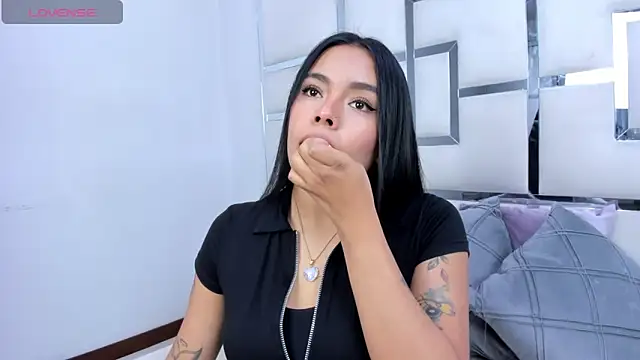 ZoeWan69 online show from 03-07-26, 01:05