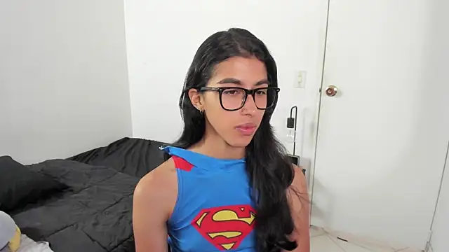 Mazikeen  18 online show from 07-10-26, 01:44