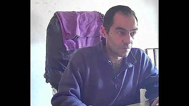 ReyDeBotones online show from 03-18-26, 02:52