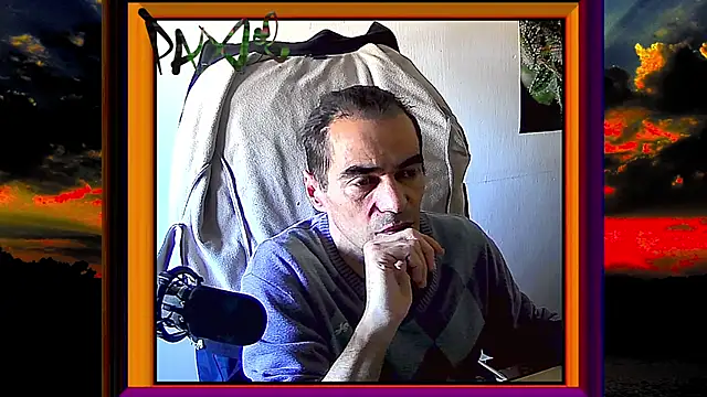 Snapshot of ReyDeBotones chatting on 02-26-26, 02:06 ReyDeBotones online show from 02-26-26, 02:06