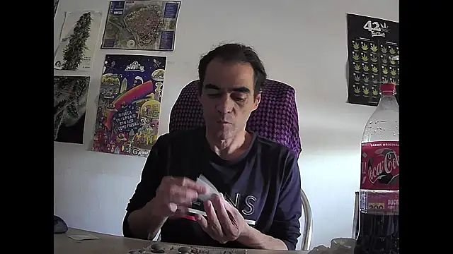 ReyDeBotones online show from 04-10-26, 04:25