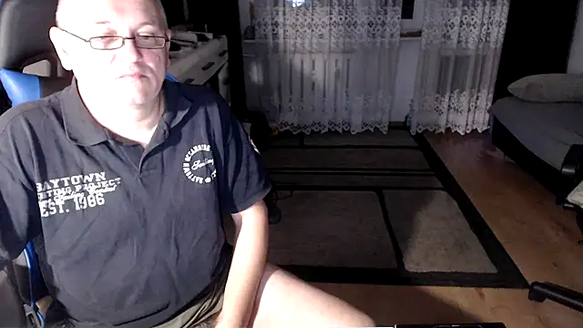 Snapshot of ruplumber chatting on 11-06-25, 05:11 ruplumber online show from 11-06-25, 05:11