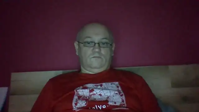 Snapshot of ruplumber chatting on 11-13-25, 02:26 ruplumber online show from 11-13-25, 02:26