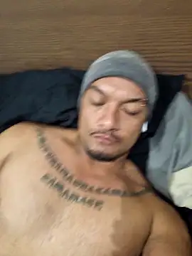 Hbig121 online show from 04-28-26, 01:04