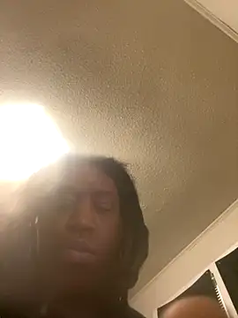 Snapshot of nofacenokase21 chatting on 10-27-25, 08:10 nofacenokase21 online show from 10-27-25, 08:10