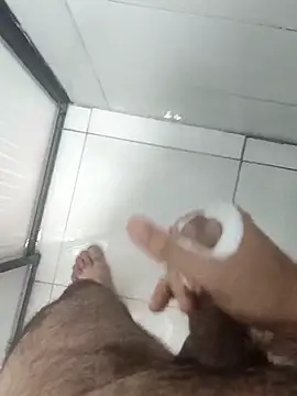 legolasleo online show from 12-18-25, 07:40