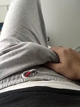 legolasleo online show from 11-10-25, 06:07