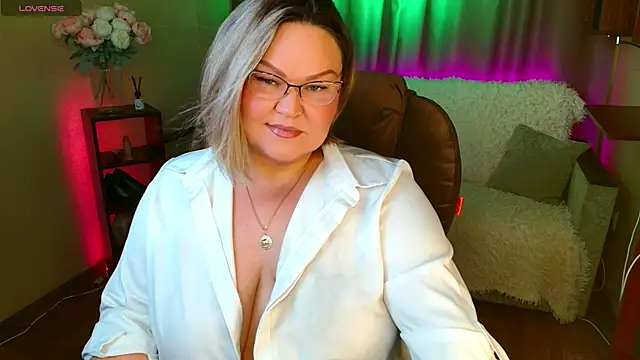 Vivien  wet online show from 09-23-25, 11:06