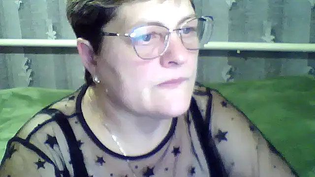 ElzaJewel online show from 10-19-25, 04:32