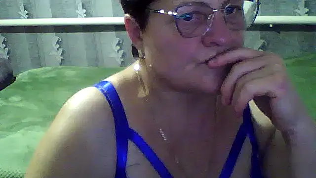 ElzaJewel online show from 10-22-25, 05:56