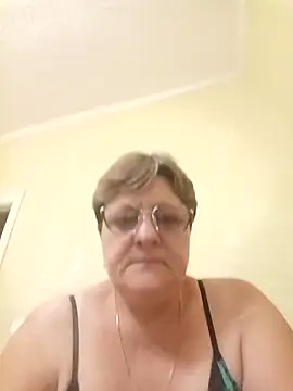 ElzaJewel online show from 09-28-25, 08:38