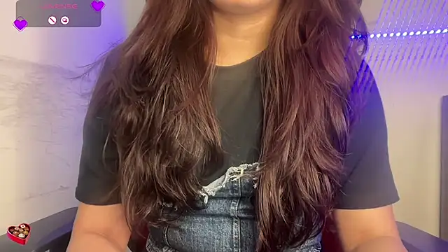 Snapshot of EZ_shuvani chatting on 09-29-25, 06:35 EZ shuvani online show from 09-29-25, 06:35