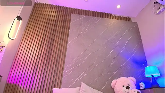 ariana jhonson1 online show from 01-13-26, 12:31