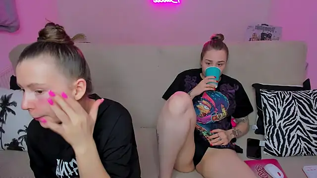 YourMegan online show from 09-20-25, 05:51