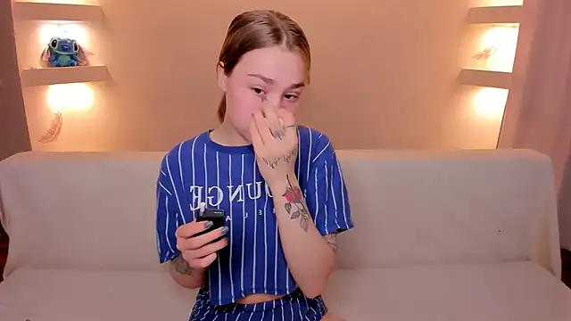 YourMegan online show from 11-16-25, 05:39