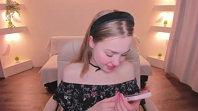 YourMegan online show from 03-02-26, 02:35