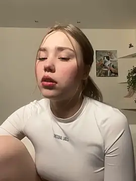 YourMegan online show from 04-18-26, 06:32
