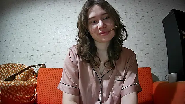 girliemilk online show from 01-13-26, 02:15