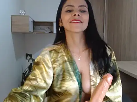 Snapshot of hema_gold chatting on 02-18-25, 06:47 hema gold online show from 02-18-25, 06:47
