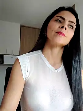 Snapshot of hema_gold chatting on 02-24-25, 02:15 hema gold online show from 02-24-25, 02:15