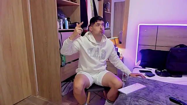 ILoveNYStyle online show from 03-18-25, 10:39