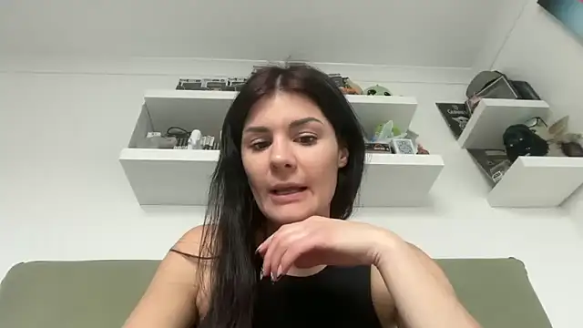 Snapshot of Petitecookie chatting on 03-20-26, 01:23 Petitecookie online show from 03-20-26, 01:23