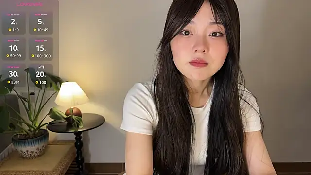 nanaliu6 online show from 04-10-26, 02:07