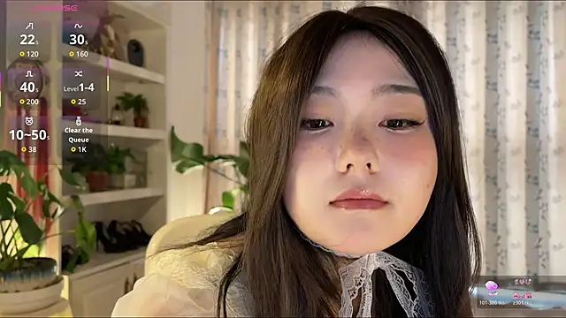 nanaliu6 online show from 10-24-25, 01:04