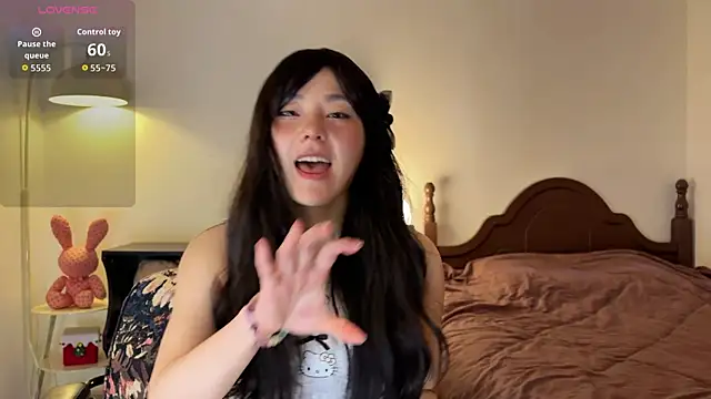 nanaliu6 online show from 05-19-26, 01:10