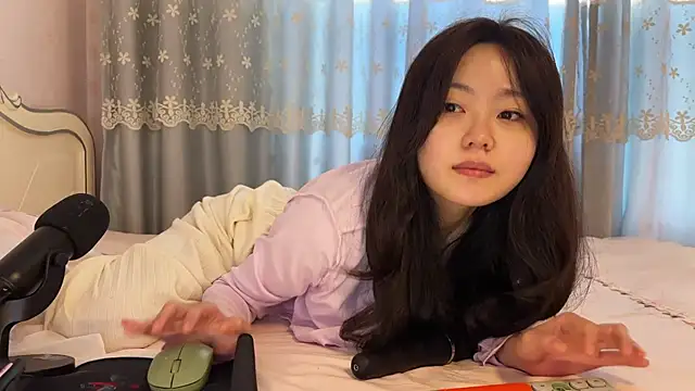 nanaliu6 online show from 11-11-25, 02:17