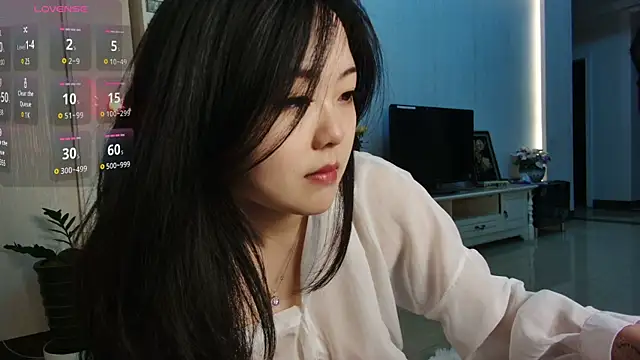 Snapshot of nanaliu6 chatting on 03-18-25, 11:11 nanaliu6 online show from 03-18-25, 11:11