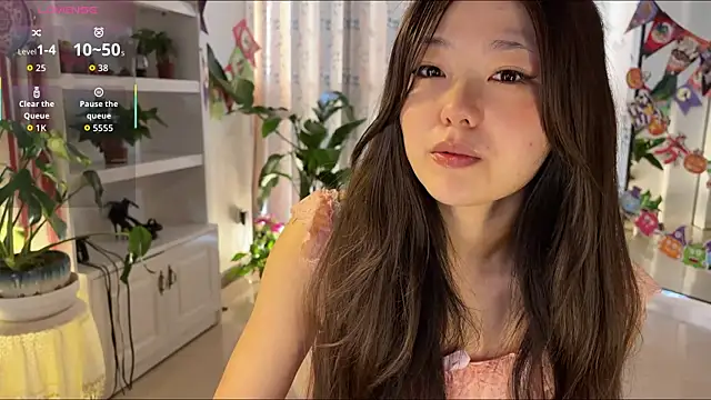 nanaliu6 online show from 10-28-25, 02:01