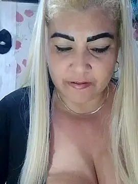 BonniAdams online show from 09-30-25, 02:28