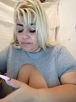 BonniAdams online show from 06-19-26, 04:07