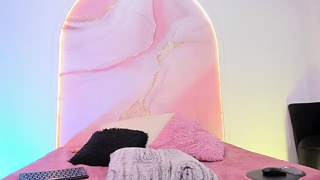 Sofii Lopezz online show from 12-14-25, 11:49