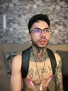 Walker Thomas1 online show from 03-08-25, 07:42