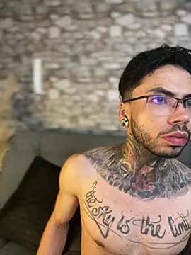 Walker Thomas1 online show from 02-24-25, 02:19