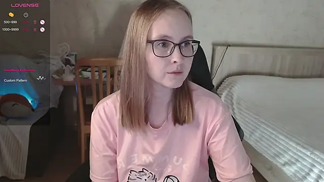 Snapshot of Agatha_Mott chatting on 09-13-25, 05:07 Agatha Mott online show from 09-13-25, 05:07